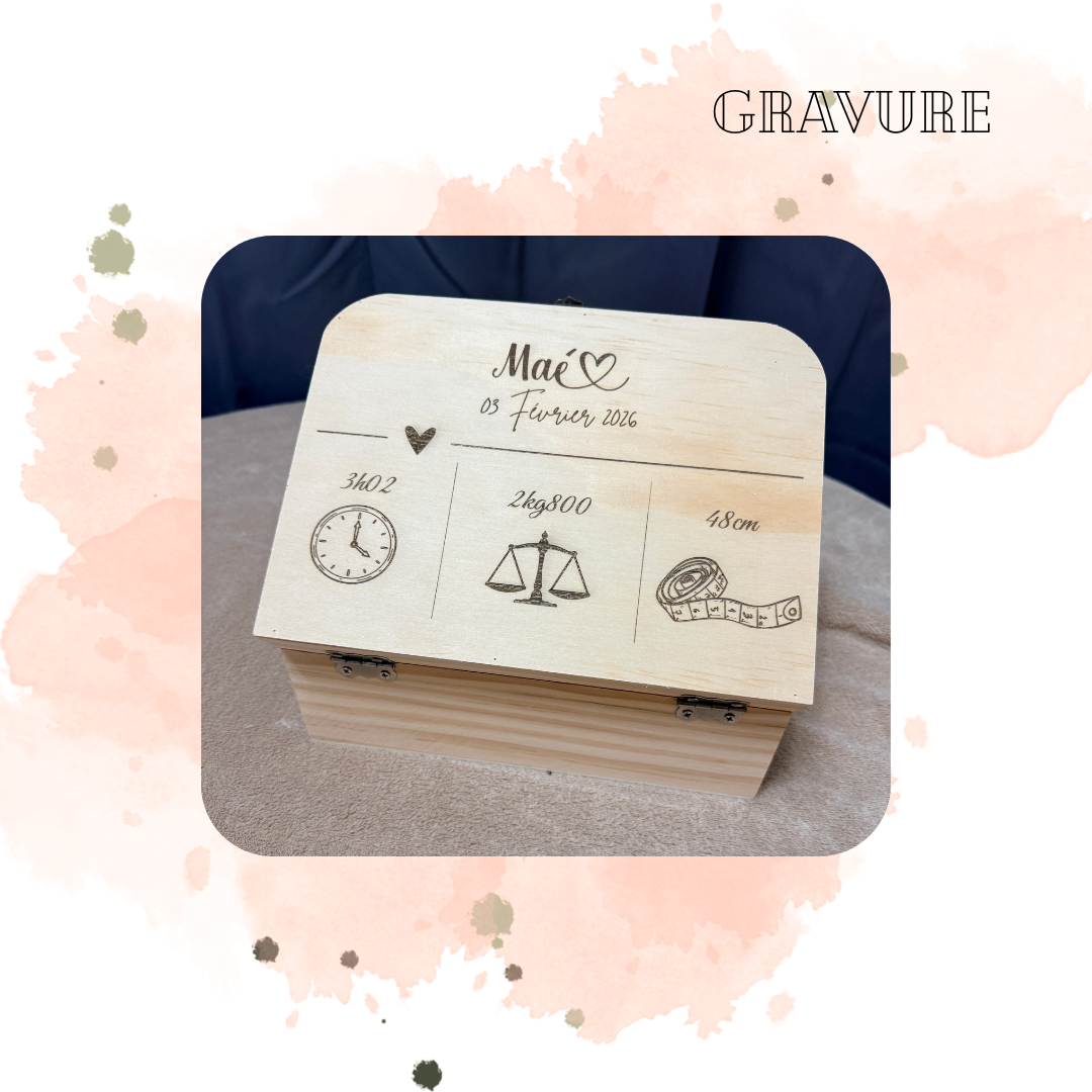 Valise de naissance personnalisée en bois avec gravure prénom bébé